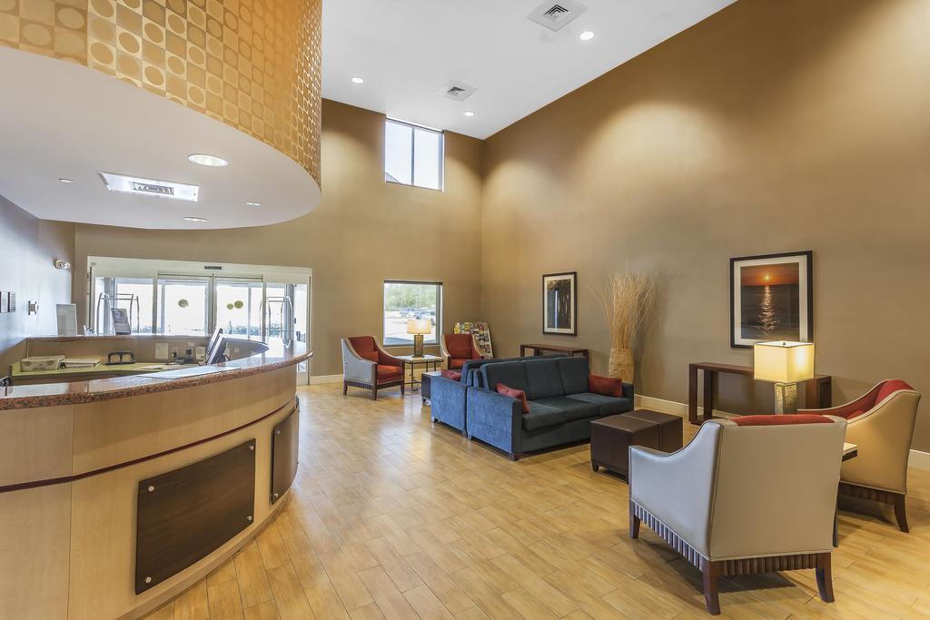 Comfort Suites Suffolk - Chesapeake Eksteriør billede